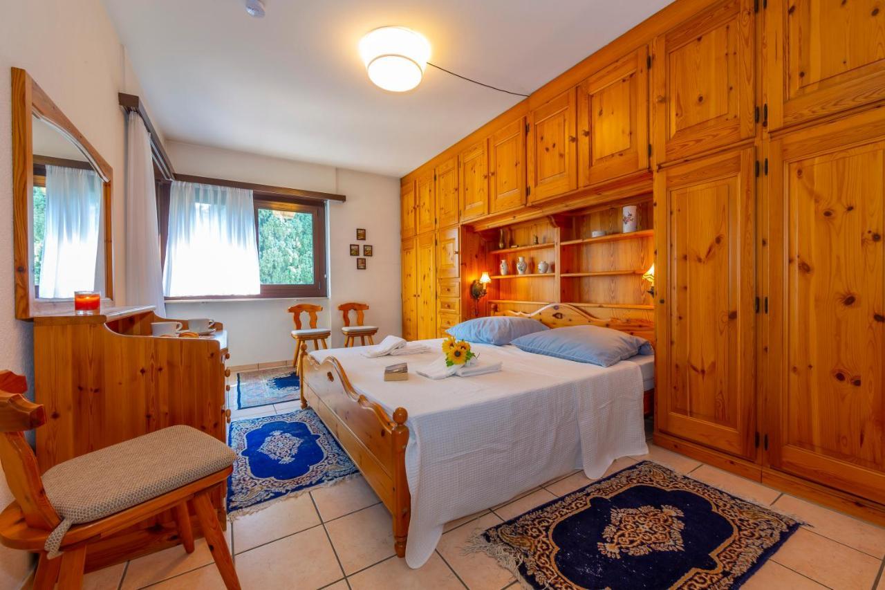 Casa Bader - Happy Rentals Riva San Vitale Dış mekan fotoğraf